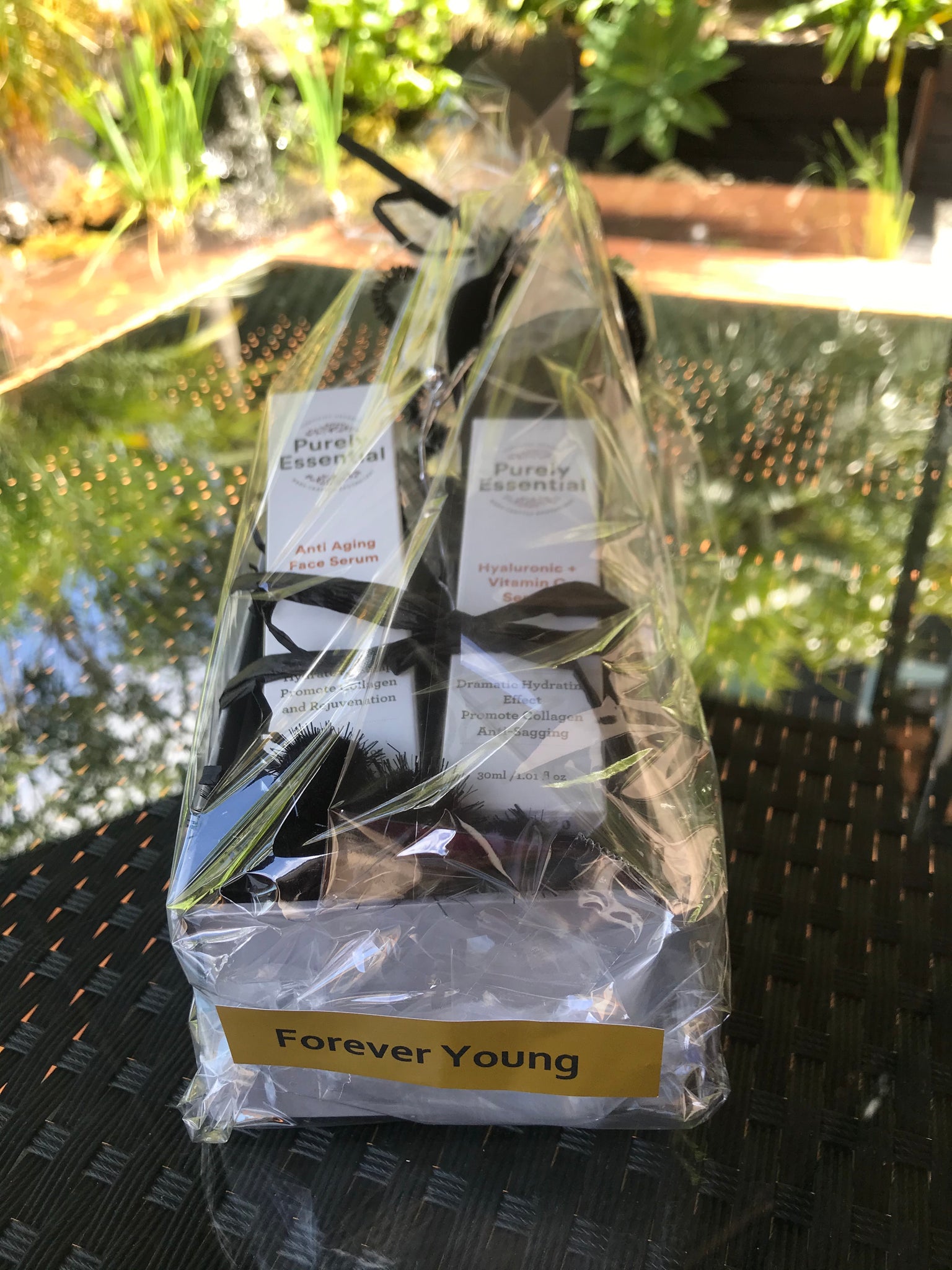 Gift-Pack for HER   'Forever Young'
